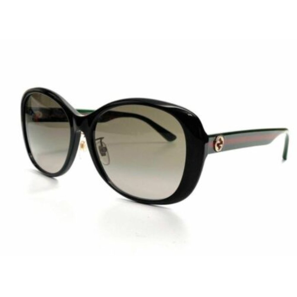 Gucci Women's Black Rectangle Sunglasses!